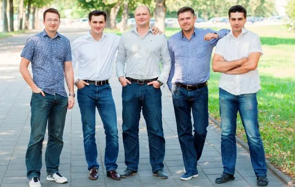 Lietuviškas startuolis kuriantis pigesnį mobilų intenetą užsienyje už „namų kainą”  pritraukė investicijų