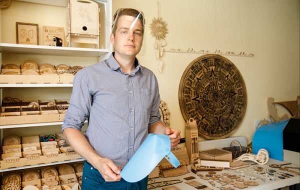 Gilinasi į pjovimo lazeriu technologiją