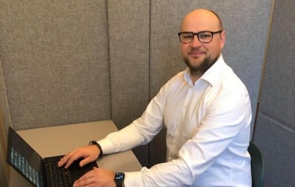 Lietuvių sukurtą mobilią darbo vietą graibsto ir Prancūzijoje