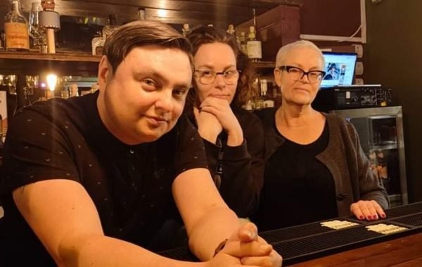 Po dvidešimties metų atgaivino barą sostinės miegamajame rajone