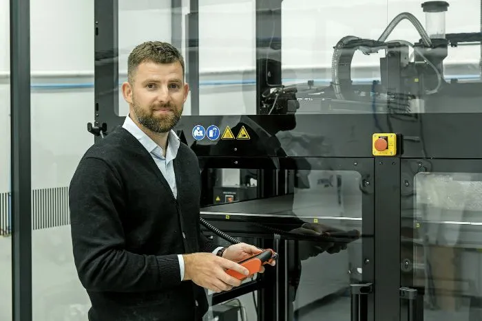 DIDŽIAUSIAS 3D SPAUSDINTUVAS BALTIJOS ŠALYSE – NAUJOS GALIMYBĖS LIETUVOS VERSLUI IR INOVACIJOMS