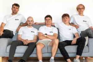 „UNIVE“ PRITRAUKĖ 410 TŪKST. EURŲ INVESTICIJĄ: PADĖS STUDENTAMS LENGVIAU SIEKTI STUDIJŲ SVETUR