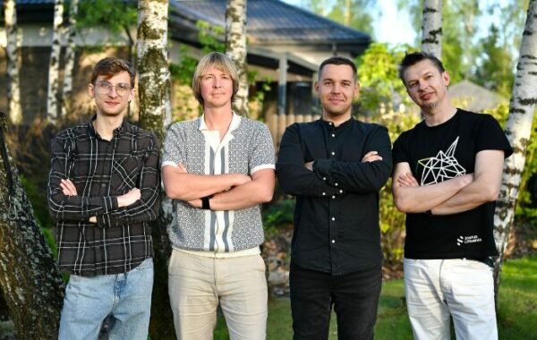 STARTUOLIS „WHITEBRIDGE AI“ PRITRAUKĖ 2,6 MLN. EURŲ: KURS ŽMONIŲ PAIEŠKOS IR ANALIZĖS VARIKLĮ