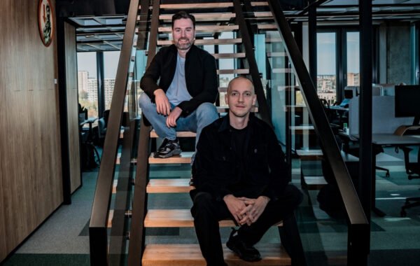 SUSITIKO KURTI SISTEMOS TAKSI ĮMONEI, O DABAR VALDO MILIJONINĘ KRIPTOVALIUTŲ MOKĖJIMŲ ĮMONĘ