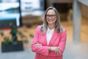 DIRBTINIS INTELEKTAS (DI) NEATIMA DARBO – BET KEIČIA TAISYKLES: KĄ TURI ŽINOTI JAUNIMAS