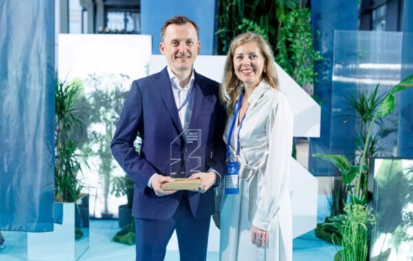NUO SEPA IKI „SWIFT“: „INVENTI“ KURIA VIENĄ PLATFORMĄ TARPTAUTINIAMS MOKĖJIMAMS